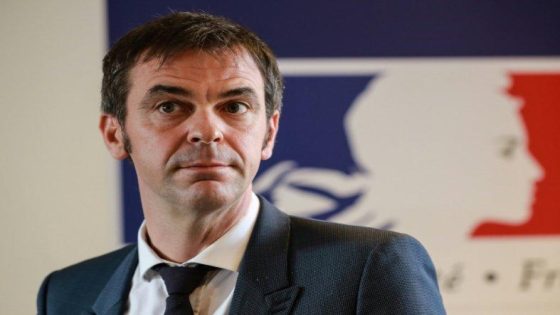 وزير الصحة الفرنسي يؤكد أن بلاده “ليست بصدد مواجهة موجة ثانية” لكوفيد-19