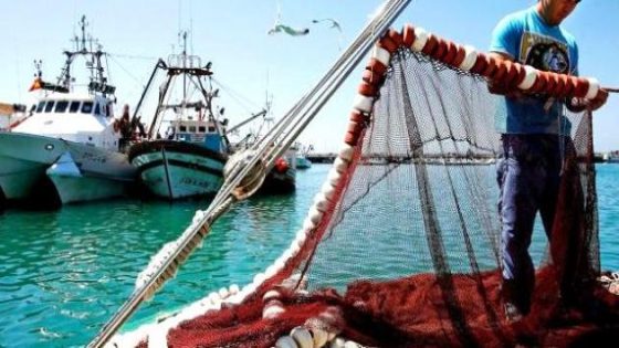 الداخلة: مندوبية الصيد تمنع عمليات الإبحار