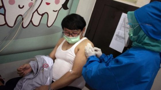 الصين تمنح أول براءة اختراع للقاح مضاد لـ”كوفيد-19″