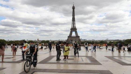 فرنسا: إجراءات جديدة وفرض قيود لمواجهة انتشار الوباء