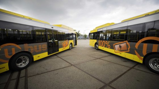 قطر تحول أسطول حافلات النقل العام إلى حافلات كهربائية