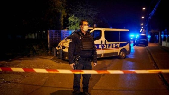 فرنسا: الكشف عن هوية منفذ جريمة ذبح مدرس