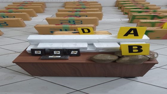 أكادير: حجز 880 كلغ من مخدر الشيرا على متن شاحنة لنقل البضائع