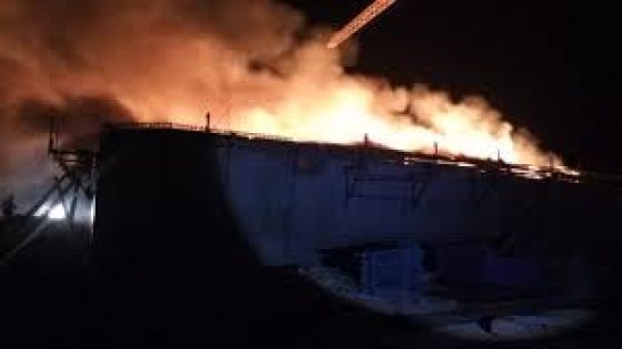 تيفنيت / سيدي بيبي: حريق مهول بمحطة تحلية مياه البحر
