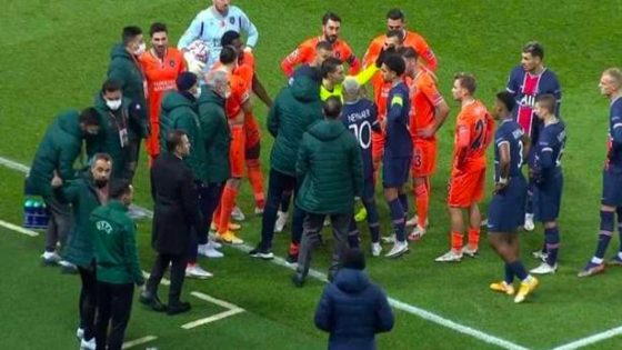 بعد توقفها بسبب ’حادثة عنصرية’.. الـ UEFA يتخذ هذا القرار بشأن مباراة سان جرمان