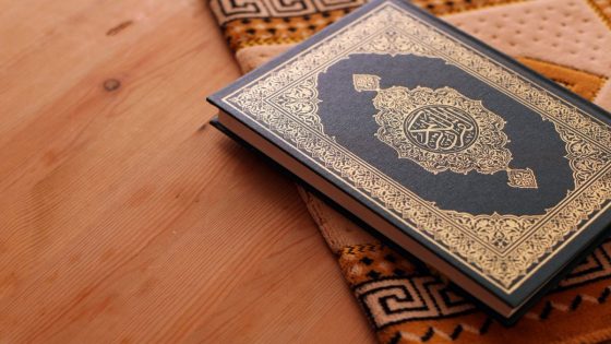 شابة تطاولت على القرآن الكريم وقامت بنشر تحريف مشين لسورة “الكوثر” على الفايسبوك