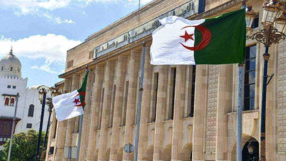البرلمان الجزائري المُعسكر يهدد: “سقطة المغرب لن تغفر “
