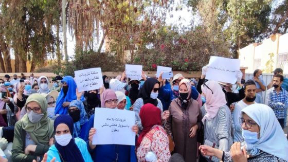 عشرات نساء تارودانت يحتجن ضد “أزمة العطش”..وتقنين التزود بالماء لأربع ساعات فقط