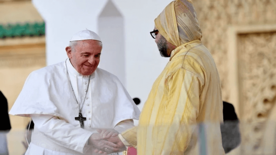 جلالة الملك يهنئ البابا فرانسيس على نجاح العملية الجراحية
