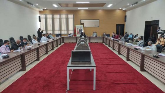 طانطان: المجلس الإقليمي يصادق على اتفاقيات تهم مجالات اجتماعية ورياضية