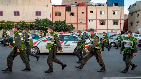 أكادير: السلطات تشن حملات ضد رافضي ارتداء الكمامة