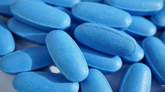 مخدر “توفا” الأزرق: تهديد جديد لصحة الشباب